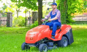 Jaką kosiarkę traktorek kupić? Opinie i porady z forum użytkowników