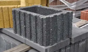 Jaki beton na donice ogrodowa - wybierz trwały i estetyczny materiał