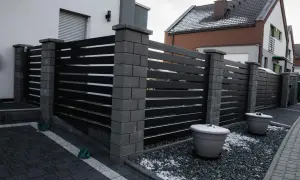 Jak wysoki może być płot? Poznaj przepisy i uniknij problemów